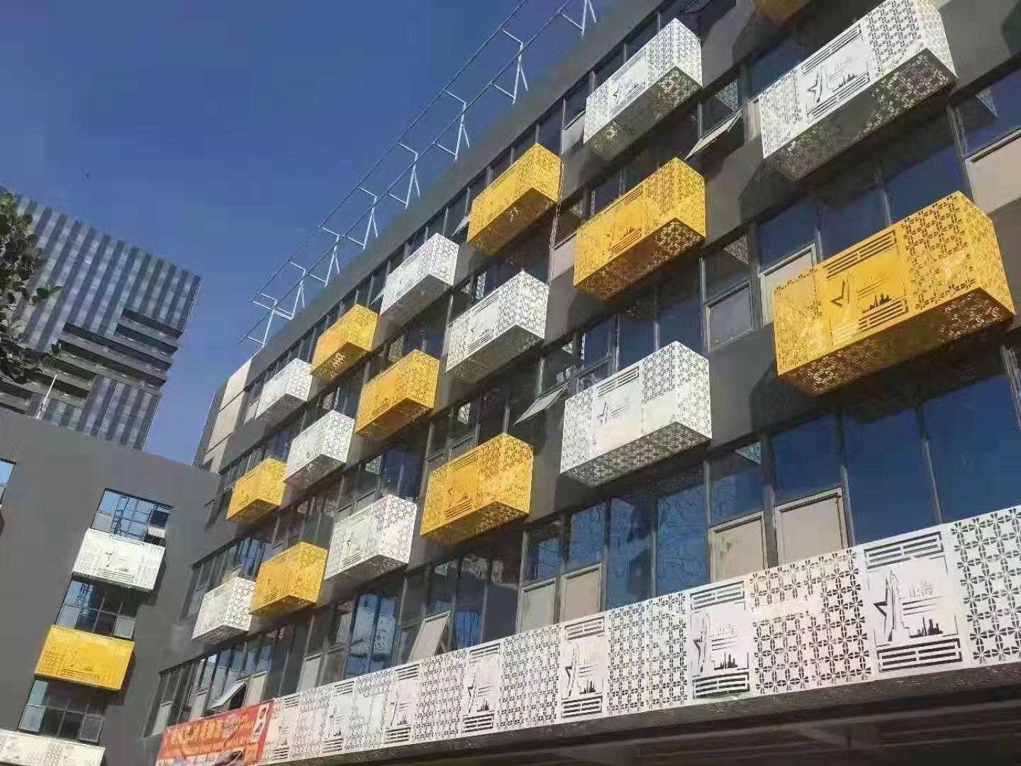 空調罩鋁單板.jpg